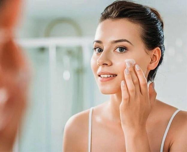 Here Is How AHAs Reduces The Look Of Wrinkles